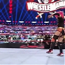 WWE_Monday_Night_Raw_2021_02_01_720p_HDTV_x264-NWCHD_mp40218.jpg