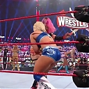 WWE_Monday_Night_Raw_2021_02_01_720p_HDTV_x264-NWCHD_mp40435.jpg