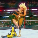 WWE_Monday_Night_Raw_HDTV_2020-09-14_720p_AVCHD-SC-SDH_Part_2_mp40411.jpg