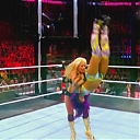 WWE_Monday_Night_Raw_HDTV_2020-09-14_720p_AVCHD-SC-SDH_Part_2_mp40418.jpg