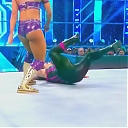 WWE_Monday_Night_Raw_HDTV_2020-09-14_720p_AVCHD-SC-SDH_Part_2_mp40453.jpg