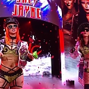 WWE_NXT_2022_07_05_USAN_1080p_WEB_h264-HEEL_mkv0035.jpg