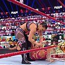 WWE_RAW_28th_Dec_2020_720p_WEBRip_h264-TJ_mp40193.jpg