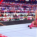 WWE_RAW_28th_Dec_2020_720p_WEBRip_h264-TJ_mp40260.jpg