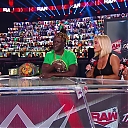 WWE_Raw_Talk_2020_10_26_720p_WEB_h264-HEEL_mp40026.jpg