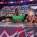 WWE_Raw_Talk_2020_10_26_720p_WEB_h264-HEEL_mp40357.jpg