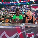 WWE_Raw_Talk_2020_10_26_720p_WEB_h264-HEEL_mp40375.jpg