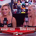 WWE_Raw_Talk_2020_12_14_1080p_WEB_h264-HEEL_mp40026.jpg