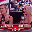 WWE_Raw_Talk_2020_12_14_1080p_WEB_h264-HEEL_mp40027.jpg