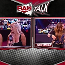 WWE_Raw_Talk_2020_12_14_1080p_WEB_h264-HEEL_mp40125.jpg