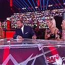 WWE_Raw_Talk_2020_12_14_1080p_WEB_h264-HEEL_mp40247.jpg