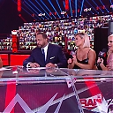 WWE_Raw_Talk_2020_12_14_1080p_WEB_h264-HEEL_mp40262.jpg