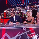 WWE_Raw_Talk_2020_12_14_1080p_WEB_h264-HEEL_mp40263.jpg