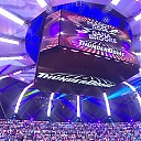 WWE_Raw_Talk_2020_12_14_1080p_WEB_h264-HEEL_mp40278.jpg