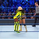 WWE_SmackDown_Live_2019_03_05_720p_mp4_mp41445.jpg