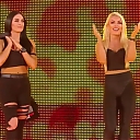 WWE_SmackDown_Live_2019_04_23_720p_HDTV_x264-NWCHD_mp40380.jpg