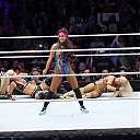 wwe-evolution-2018-nia-jax-vince-la-20-women-battle-royal-4-maxw-1280.jpg