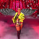 x2mate_com-MANDY_ROSE_TALKS_GEAR_THROUGHOUT_THE_YEARS2C_ONE_THAT_DIDN_T_GET_RECOGNIZED2C_WRESTLEMANIA_35_AND_MORE_mp40070.jpg