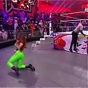 x2mate_com-MANDY_ROSE_TALKS_GEAR_THROUGHOUT_THE_YEARS2C_ONE_THAT_DIDN_T_GET_RECOGNIZED2C_WRESTLEMANIA_35_AND_MORE_mp40174.jpg