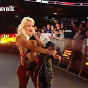 x2mate_com-MANDY_ROSE_TALKS_GEAR_THROUGHOUT_THE_YEARS2C_ONE_THAT_DIDN_T_GET_RECOGNIZED2C_WRESTLEMANIA_35_AND_MORE_mp40768.jpg