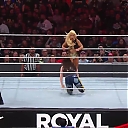 x2mate_com-MANDY_ROSE_TALKS_GEAR_THROUGHOUT_THE_YEARS2C_ONE_THAT_DIDN_T_GET_RECOGNIZED2C_WRESTLEMANIA_35_AND_MORE_mp40775.jpg