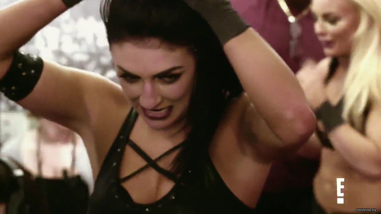 total_divas_s09e02_720p_mp40303.jpg