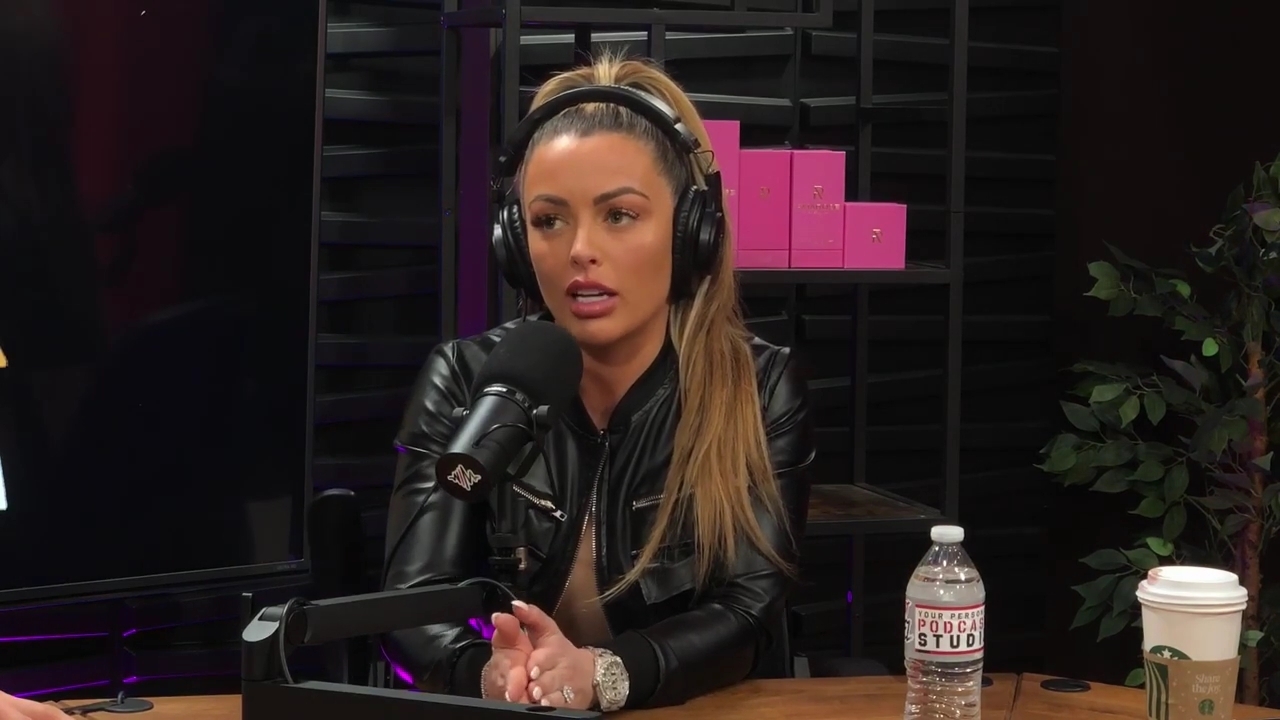 x2mate_com-Ep_10_-_Power_Alphas_Podcast___28Mandy_Saccomanno__mp40611.jpg
