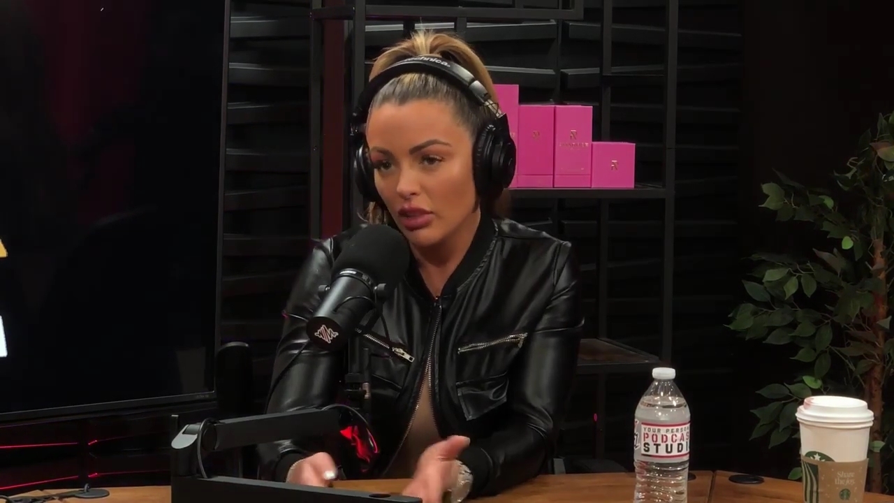 x2mate_com-Ep_10_-_Power_Alphas_Podcast___28Mandy_Saccomanno__mp40692.jpg
