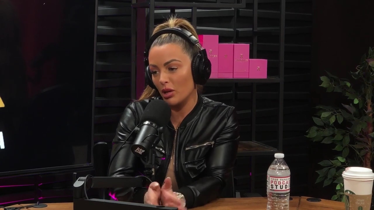 x2mate_com-Ep_10_-_Power_Alphas_Podcast___28Mandy_Saccomanno__mp41615.jpg