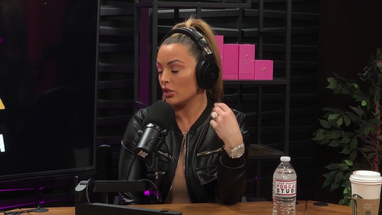 x2mate_com-Ep_10_-_Power_Alphas_Podcast___28Mandy_Saccomanno__mp41635.jpg