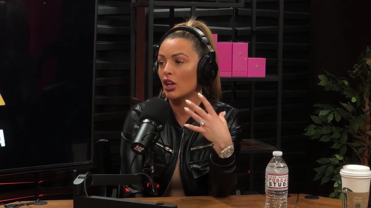 x2mate_com-Ep_10_-_Power_Alphas_Podcast___28Mandy_Saccomanno__mp41656.jpg