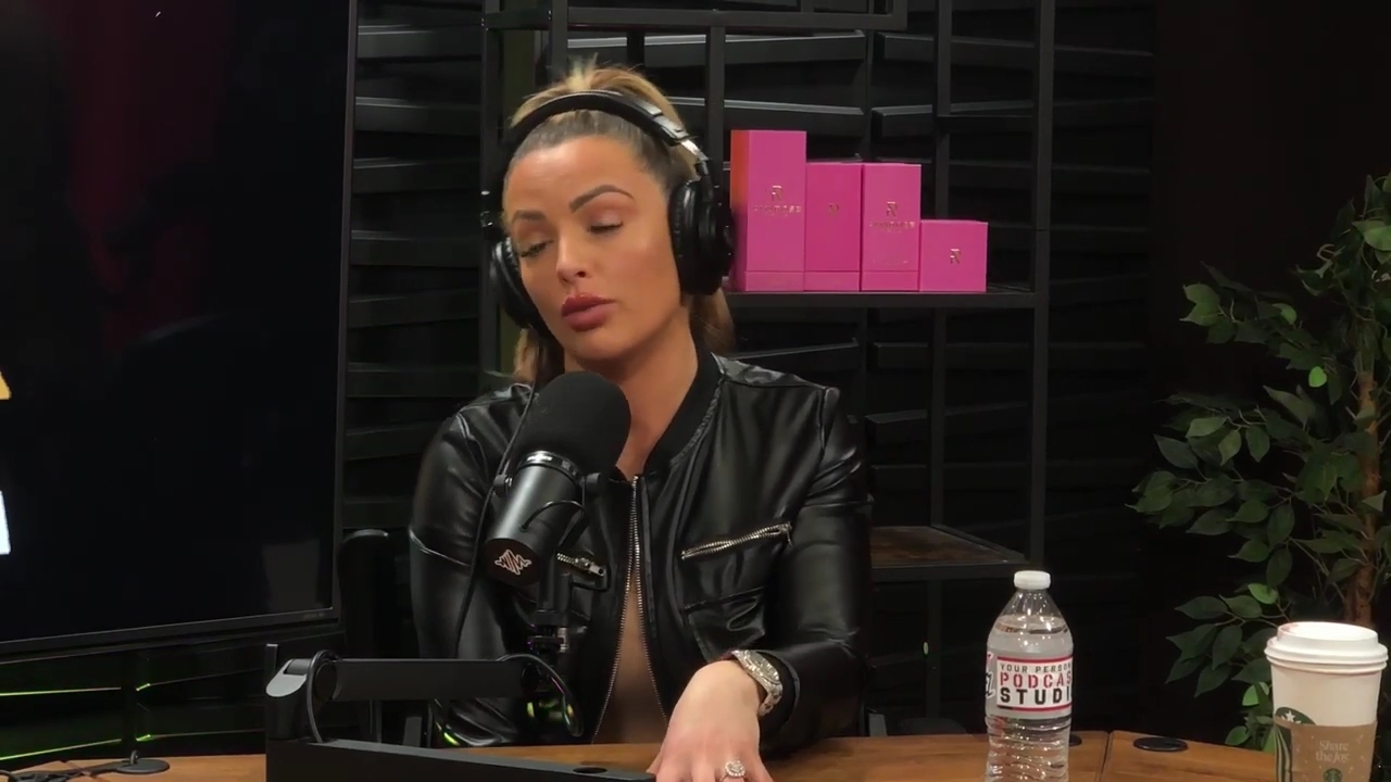 x2mate_com-Ep_10_-_Power_Alphas_Podcast___28Mandy_Saccomanno__mp41677.jpg