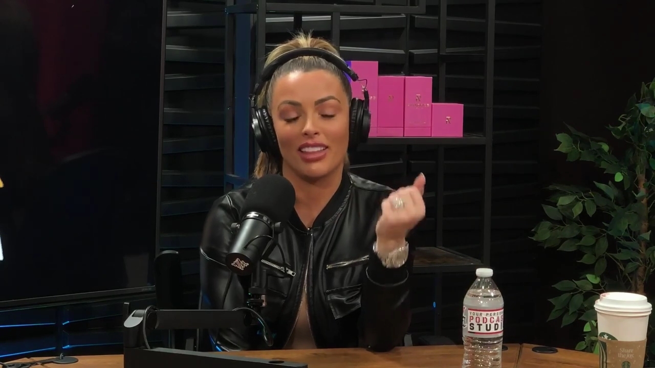 x2mate_com-Ep_10_-_Power_Alphas_Podcast___28Mandy_Saccomanno__mp41706.jpg
