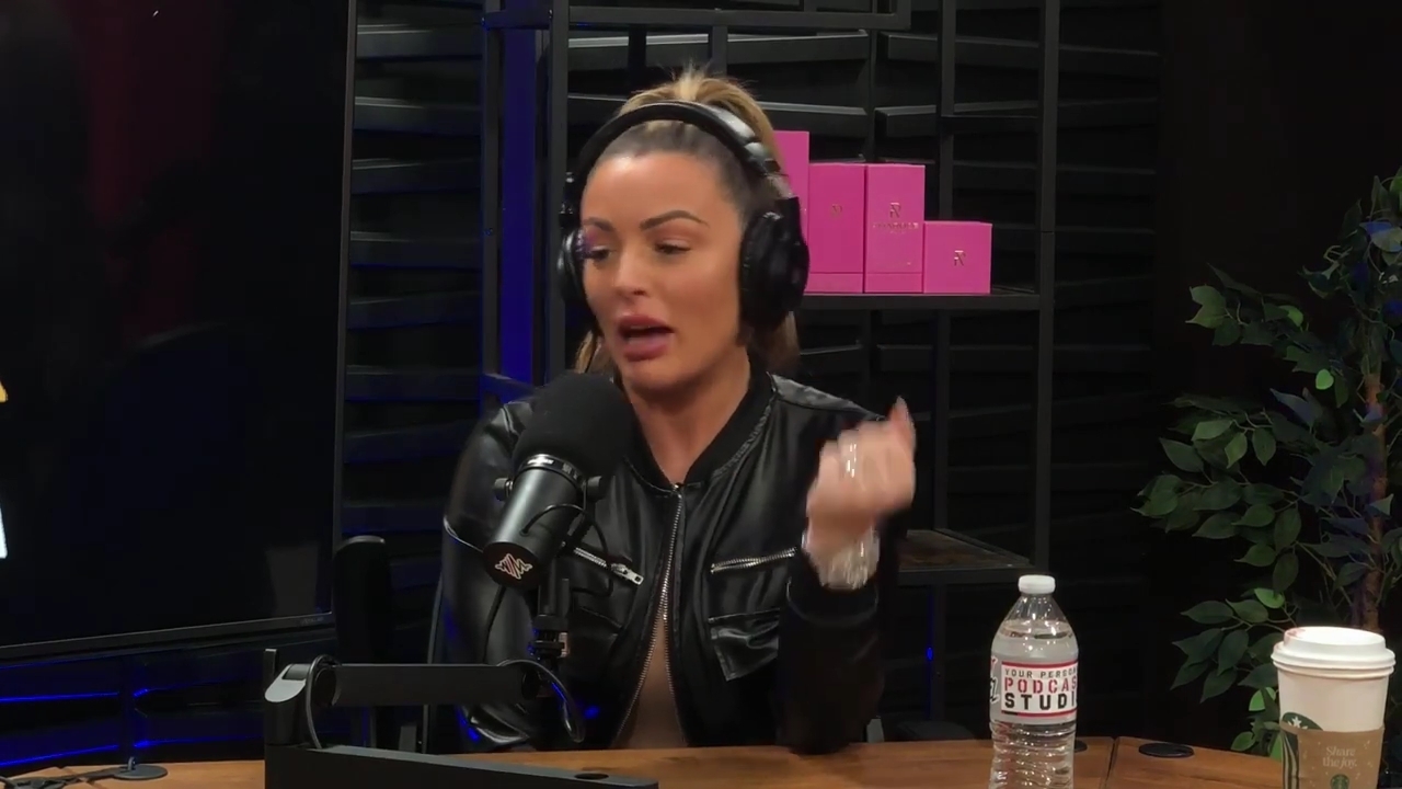 x2mate_com-Ep_10_-_Power_Alphas_Podcast___28Mandy_Saccomanno__mp41707.jpg