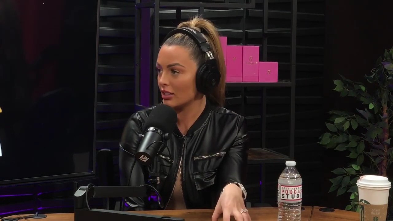 x2mate_com-Ep_10_-_Power_Alphas_Podcast___28Mandy_Saccomanno__mp41715.jpg