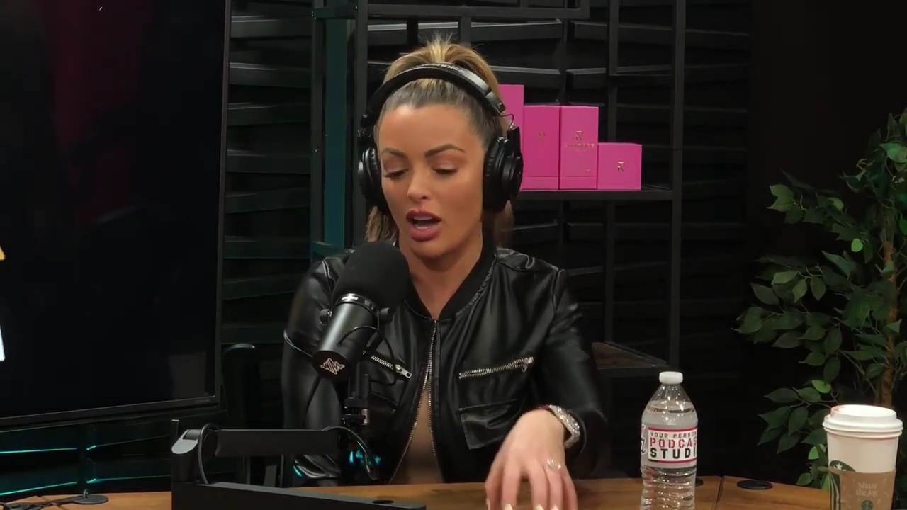 x2mate_com-Ep_10_-_Power_Alphas_Podcast___28Mandy_Saccomanno__mp41719.jpg