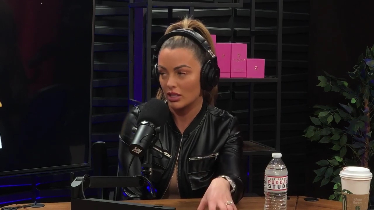 x2mate_com-Ep_10_-_Power_Alphas_Podcast___28Mandy_Saccomanno__mp41721.jpg