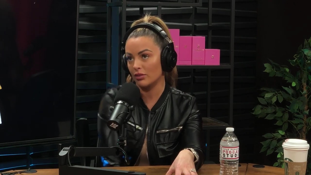 x2mate_com-Ep_10_-_Power_Alphas_Podcast___28Mandy_Saccomanno__mp41726.jpg
