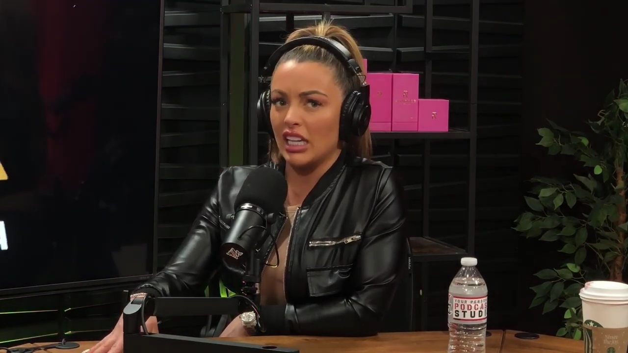x2mate_com-Ep_10_-_Power_Alphas_Podcast___28Mandy_Saccomanno__mp41992.jpg