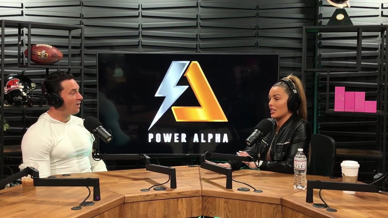 x2mate_com-Ep_10_-_Power_Alphas_Podcast___28Mandy_Saccomanno__mp42027.jpg