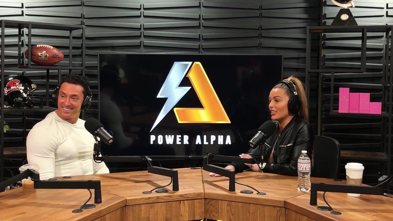 x2mate_com-Ep_10_-_Power_Alphas_Podcast___28Mandy_Saccomanno__mp42032.jpg