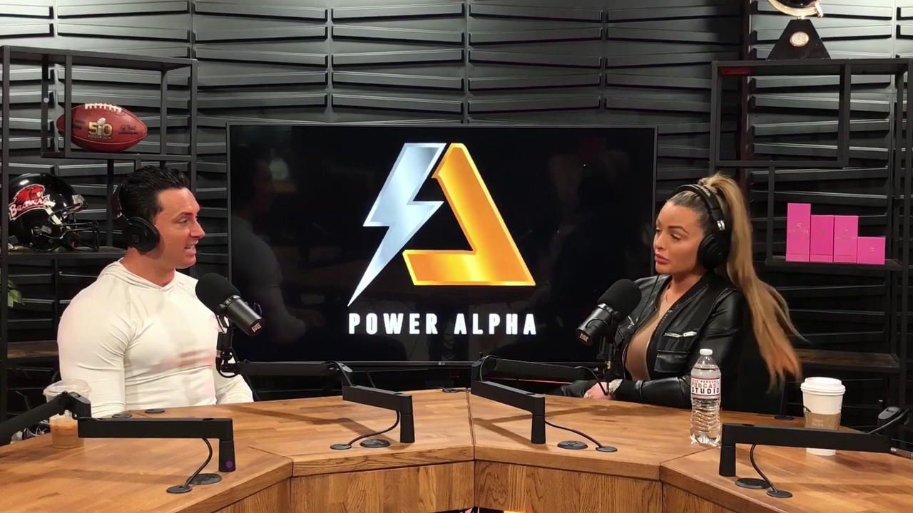 x2mate_com-Ep_10_-_Power_Alphas_Podcast___28Mandy_Saccomanno__mp42038.jpg