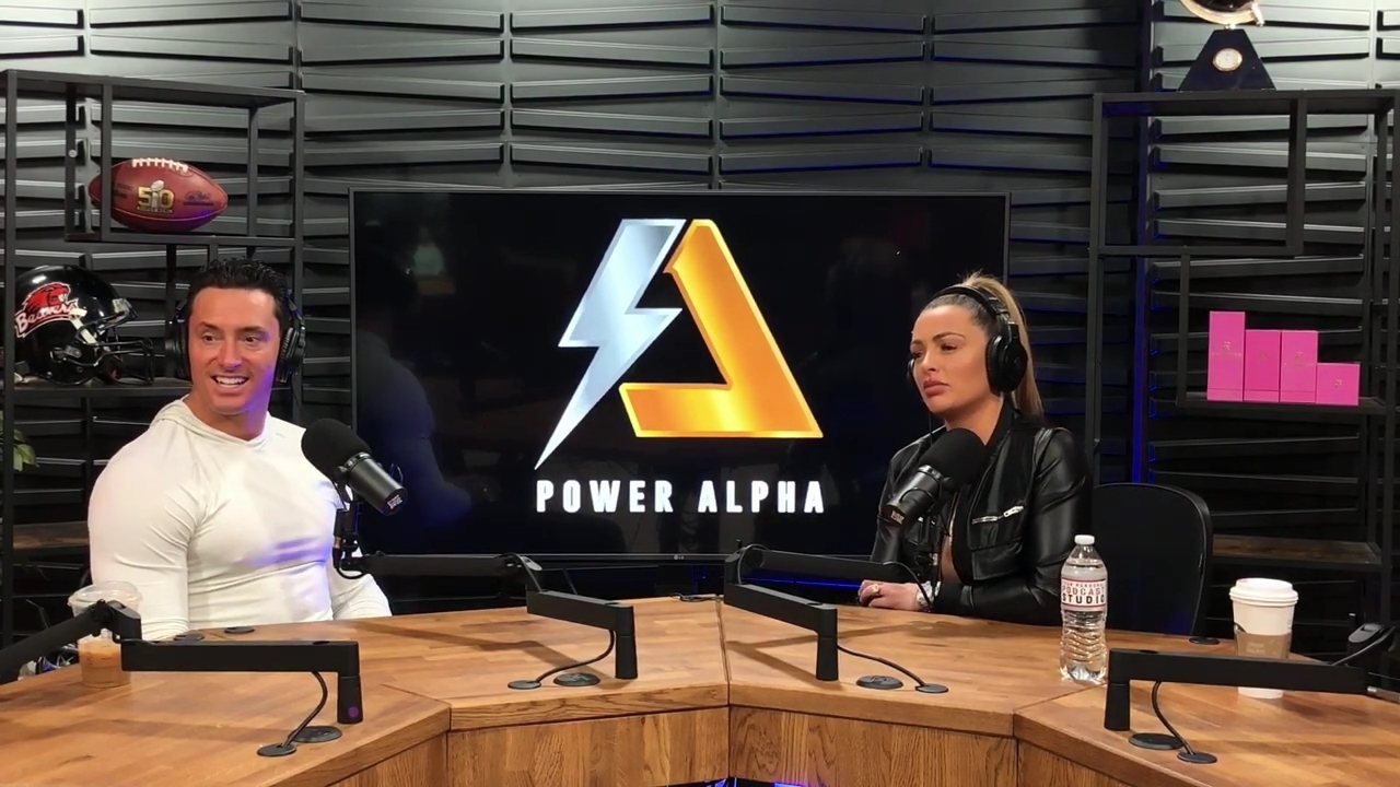 x2mate_com-Ep_10_-_Power_Alphas_Podcast___28Mandy_Saccomanno__mp42042.jpg