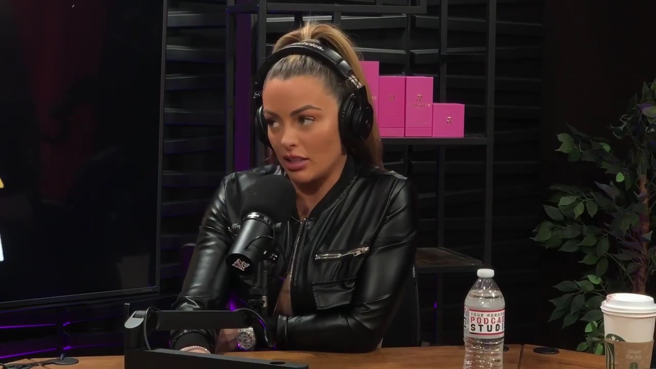 x2mate_com-Ep_10_-_Power_Alphas_Podcast___28Mandy_Saccomanno__mp42097.jpg