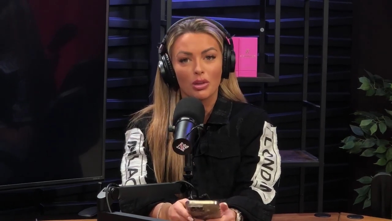 x2mate_com-Ep_11_-_Power_Alphas_Podcast___28Mandy_Saccomanno__mp42795.jpg