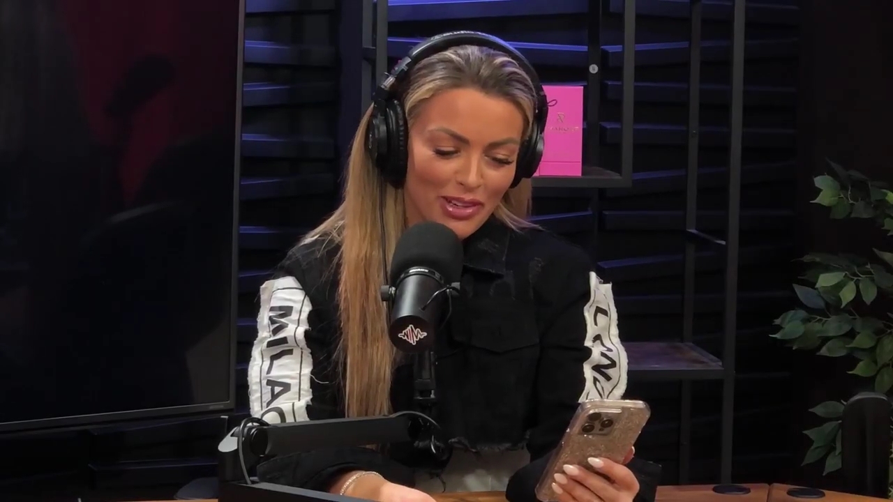 x2mate_com-Ep_11_-_Power_Alphas_Podcast___28Mandy_Saccomanno__mp42889.jpg