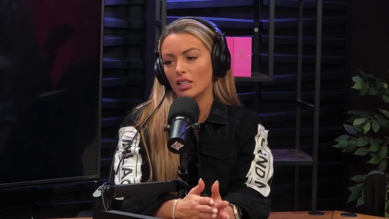 x2mate_com-Ep_11_-_Power_Alphas_Podcast___28Mandy_Saccomanno__mp43286.jpg