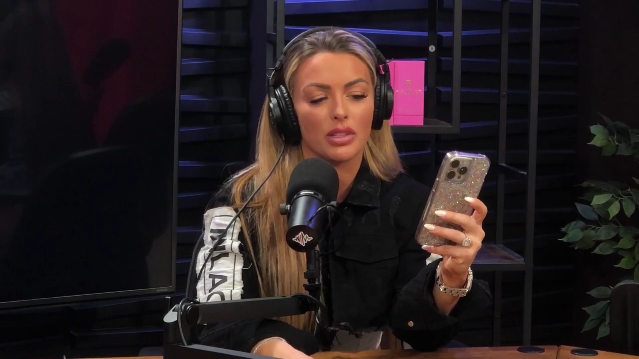x2mate_com-Ep_11_-_Power_Alphas_Podcast___28Mandy_Saccomanno__mp43319.jpg