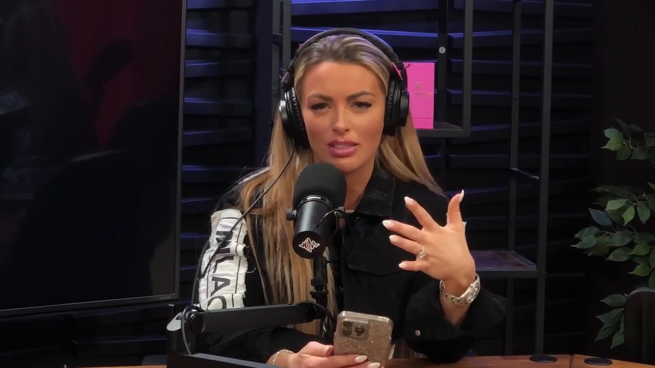 x2mate_com-Ep_11_-_Power_Alphas_Podcast___28Mandy_Saccomanno__mp43339.jpg