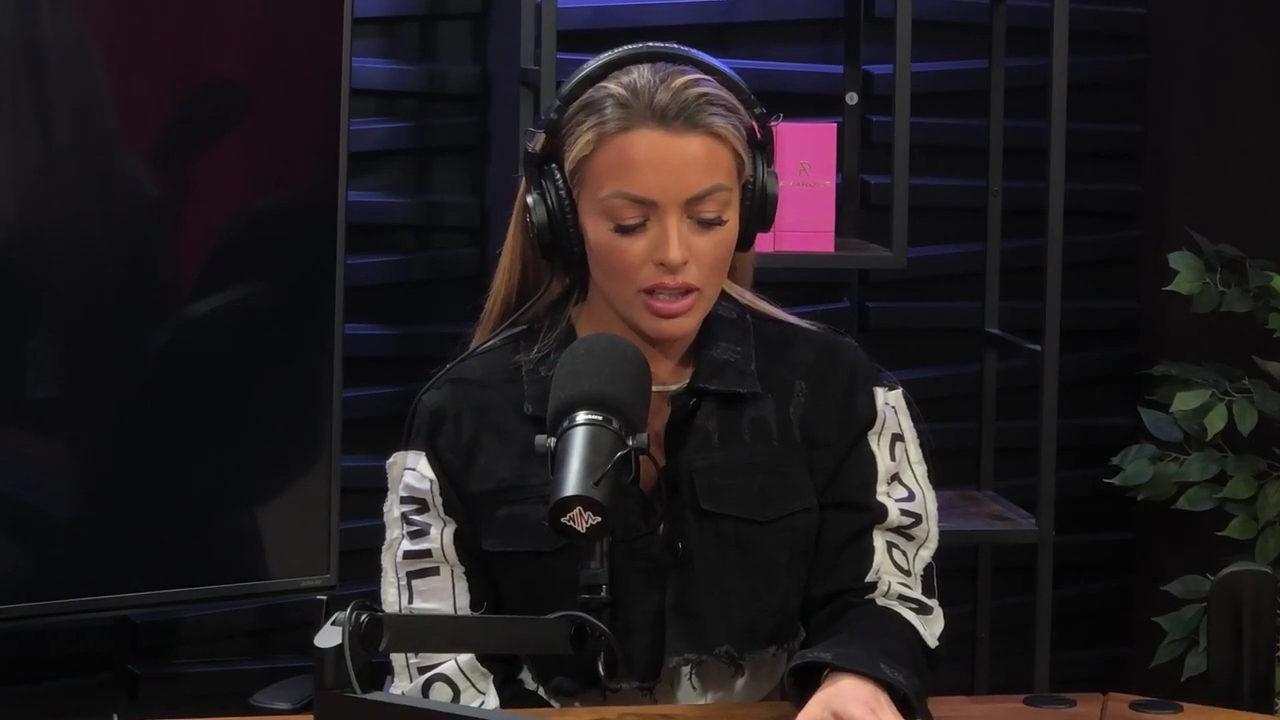 x2mate_com-Ep_11_-_Power_Alphas_Podcast___28Mandy_Saccomanno__mp43772.jpg